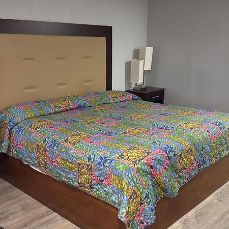 Blisspoint Inn Fka Motel 6T7 إنديانابوليس المظهر الخارجي الصورة