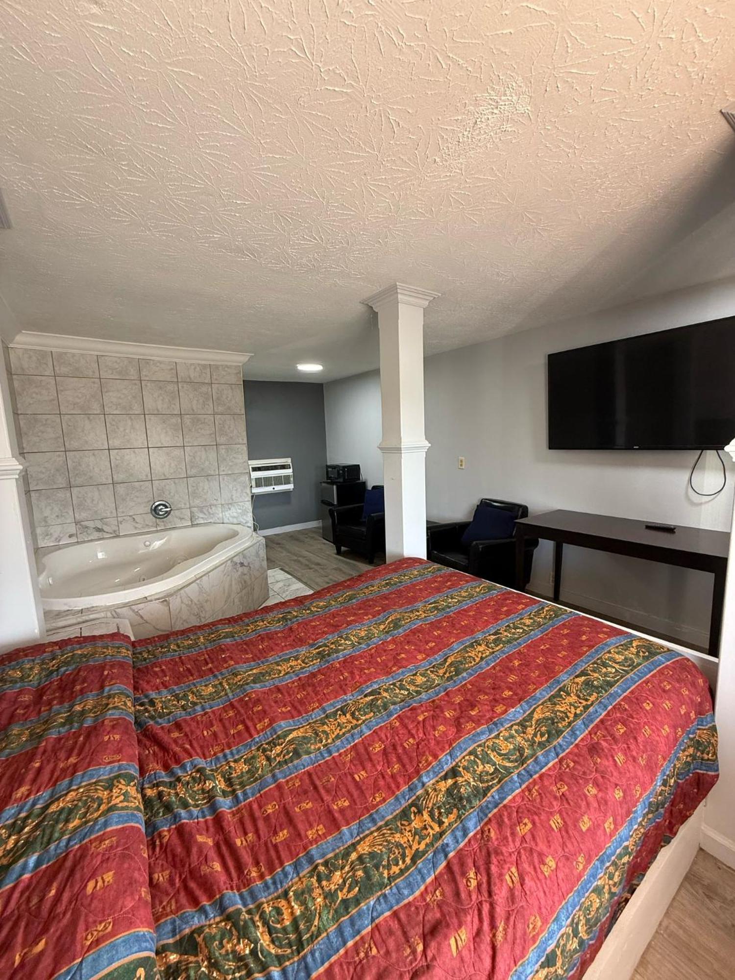 Blisspoint Inn Fka Motel 6T7 إنديانابوليس المظهر الخارجي الصورة