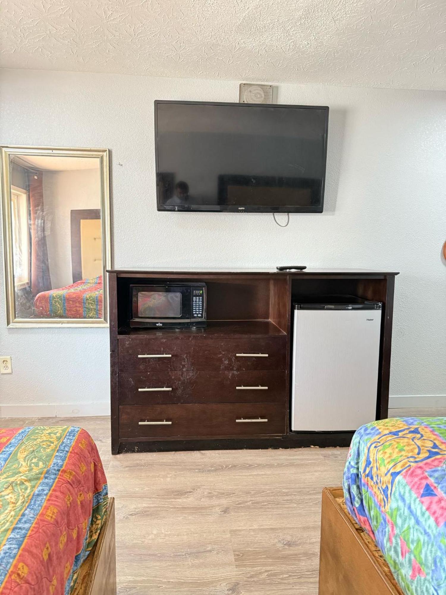 Blisspoint Inn Fka Motel 6T7 إنديانابوليس المظهر الخارجي الصورة